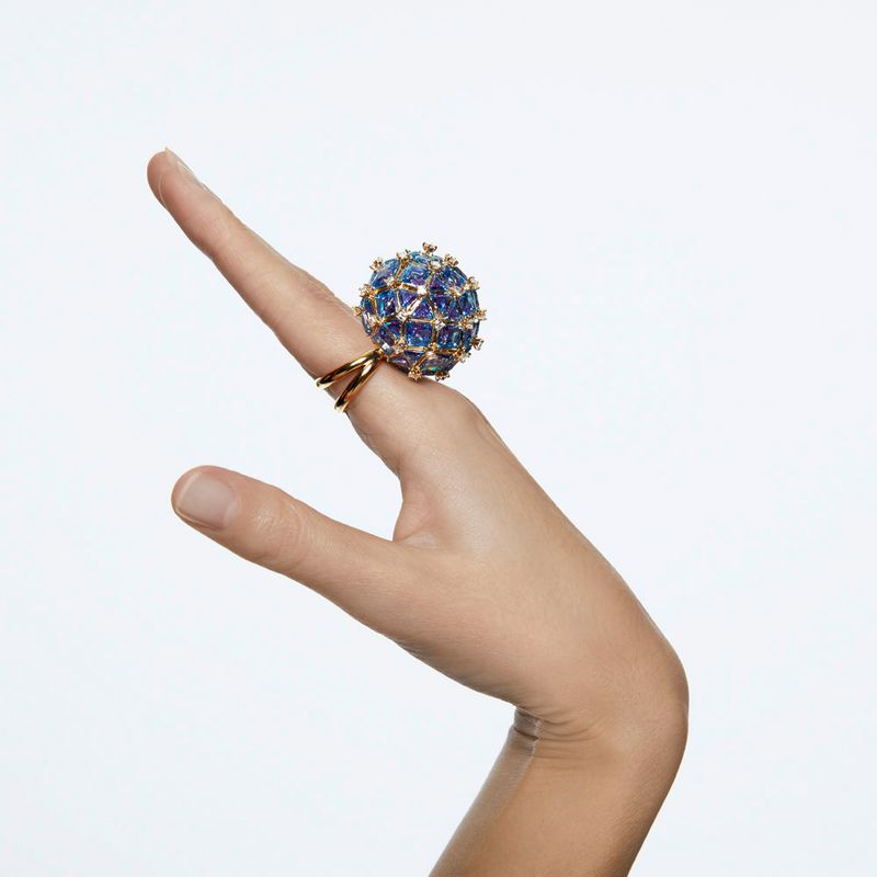 Anillo-de-coctel-Curiosa-Circulo-Azul-Baño-tono-oro