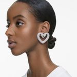 Aretes-a-presion-Una-Corazon-Medianos-Blancos-Baño-de-rodio