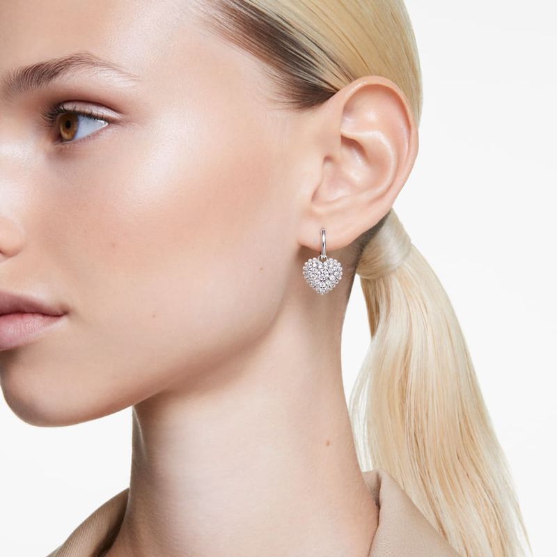 Pendientes-Hyperbola-Corazon-Blancos-Recubrimiento-en-rodio